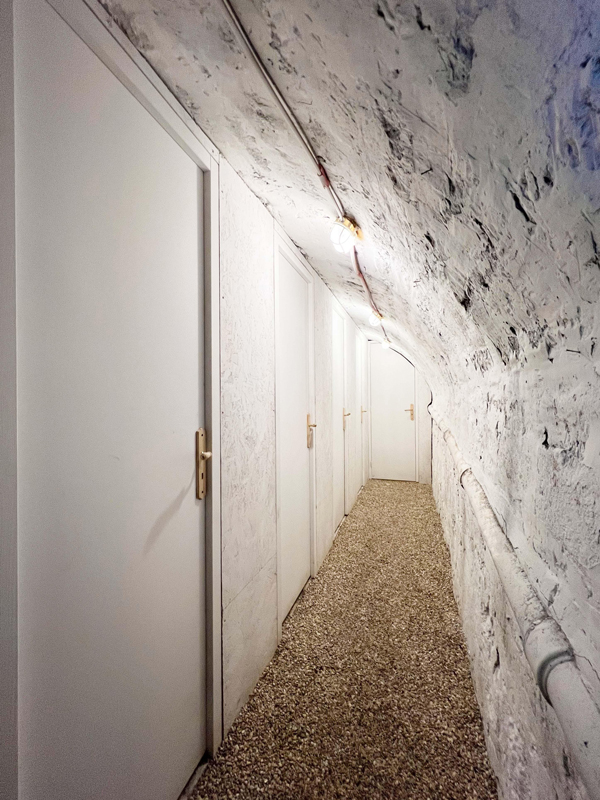 Location cave rénovée - Marais Paris